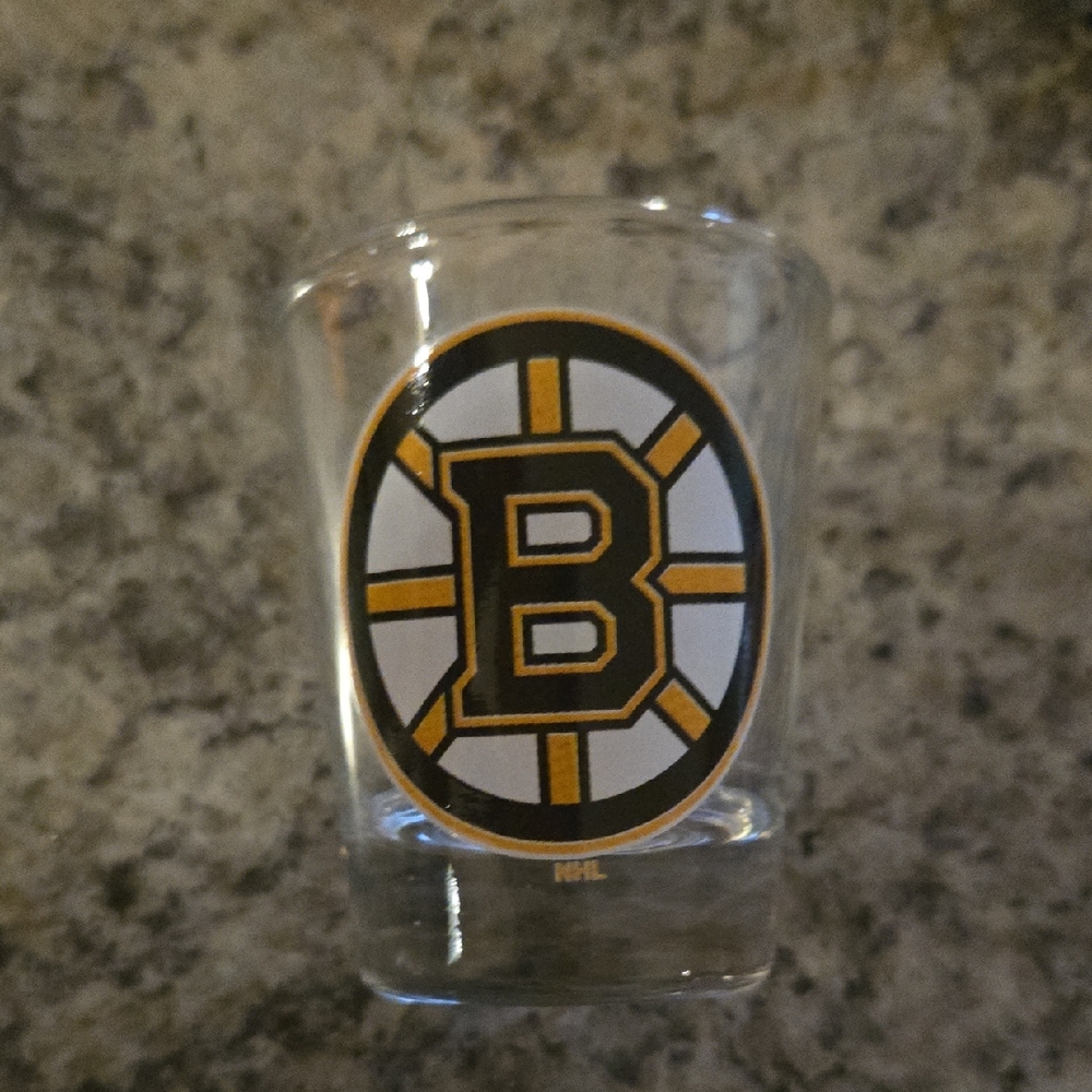 NHL Boston Bruins Shot Glass - Black and Gold